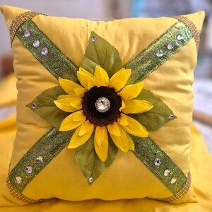 Handmade 16X16 Sunflower Floral  Decorative Throw Pillow